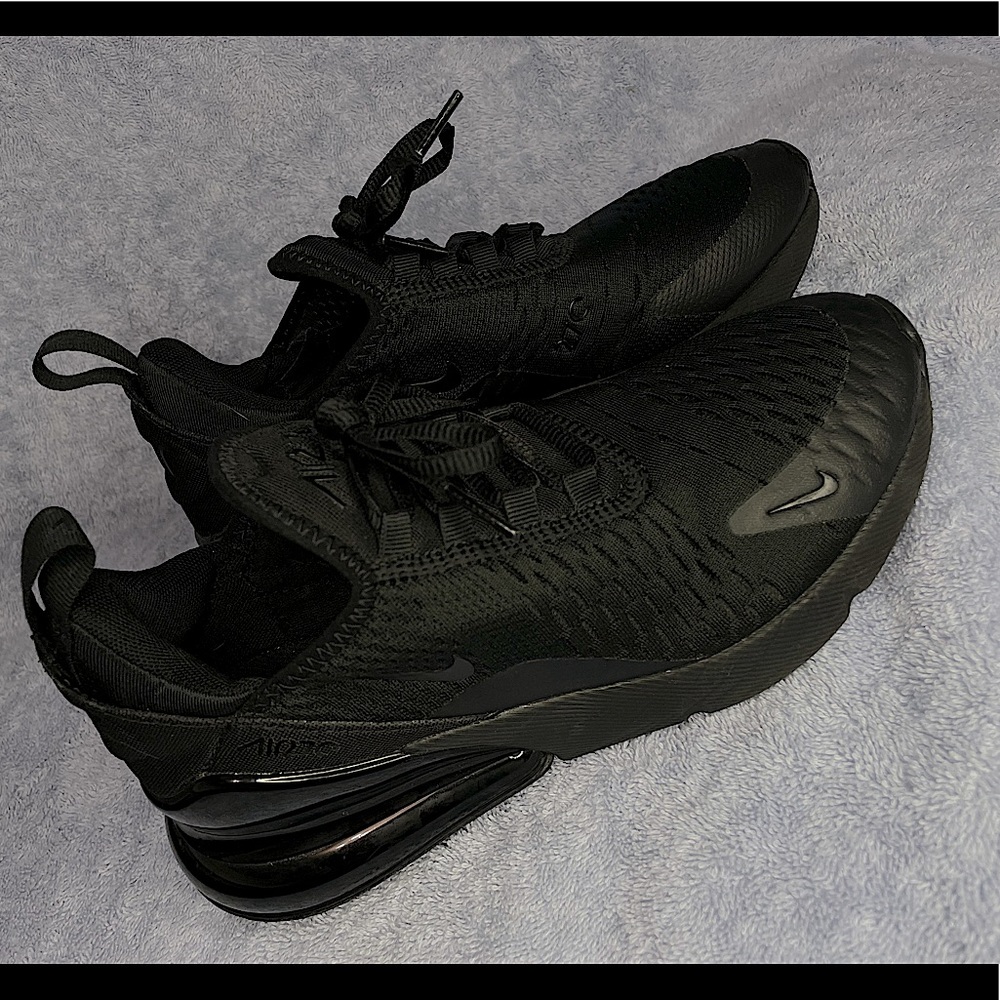 Nike 270